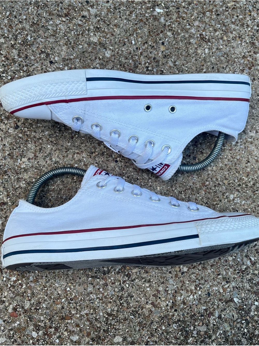Converse Chuck Taylor All Star White Low Top Women’s size 9